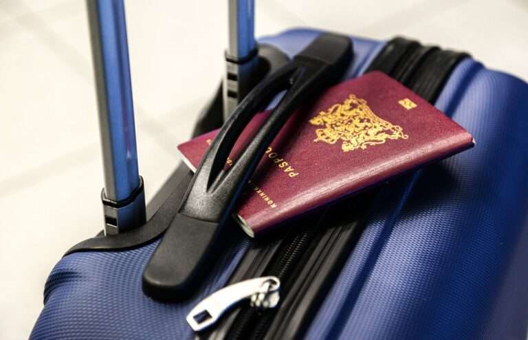 passport-gc505fb643_1280