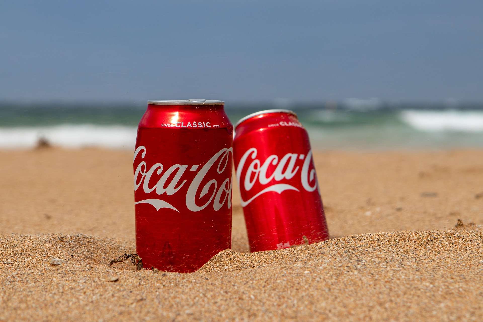 coca-cola-ve-ctvrtleti-zvysila-trzby-i-zisk,-inflace-donutila-firmu-zdrazovat